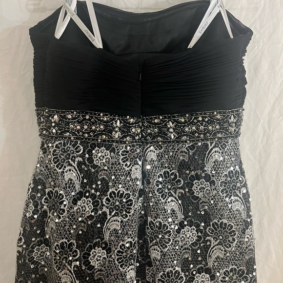 Tony Bowls Strapless Short Black with Silver Sequin Short Dress. Size 12. - Picture 8 of 11